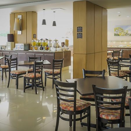 Staybridge Suites Guadalajara Expo By Ihg Zapopan Buitenkant foto