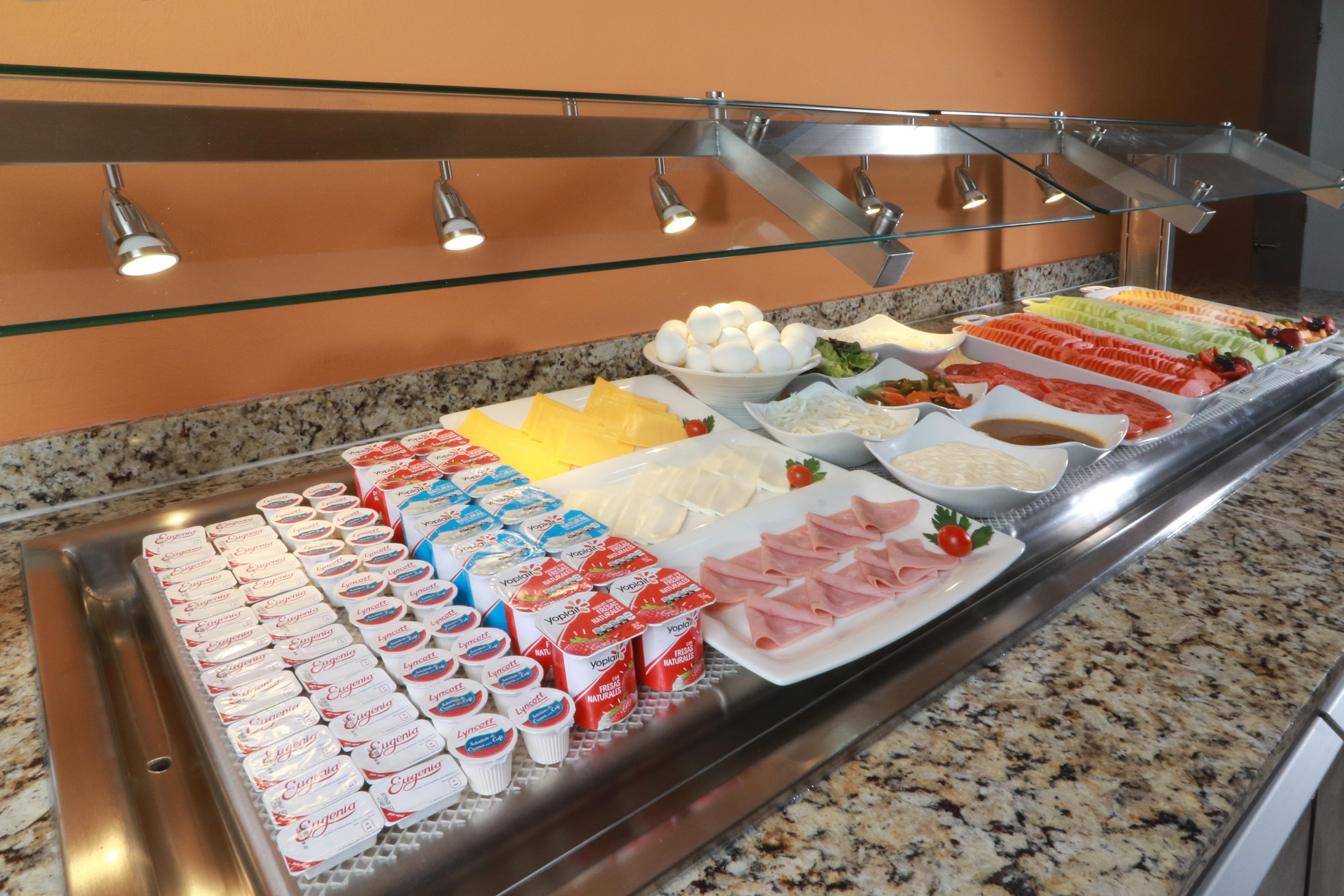 Staybridge Suites Guadalajara Expo By Ihg Zapopan Buitenkant foto