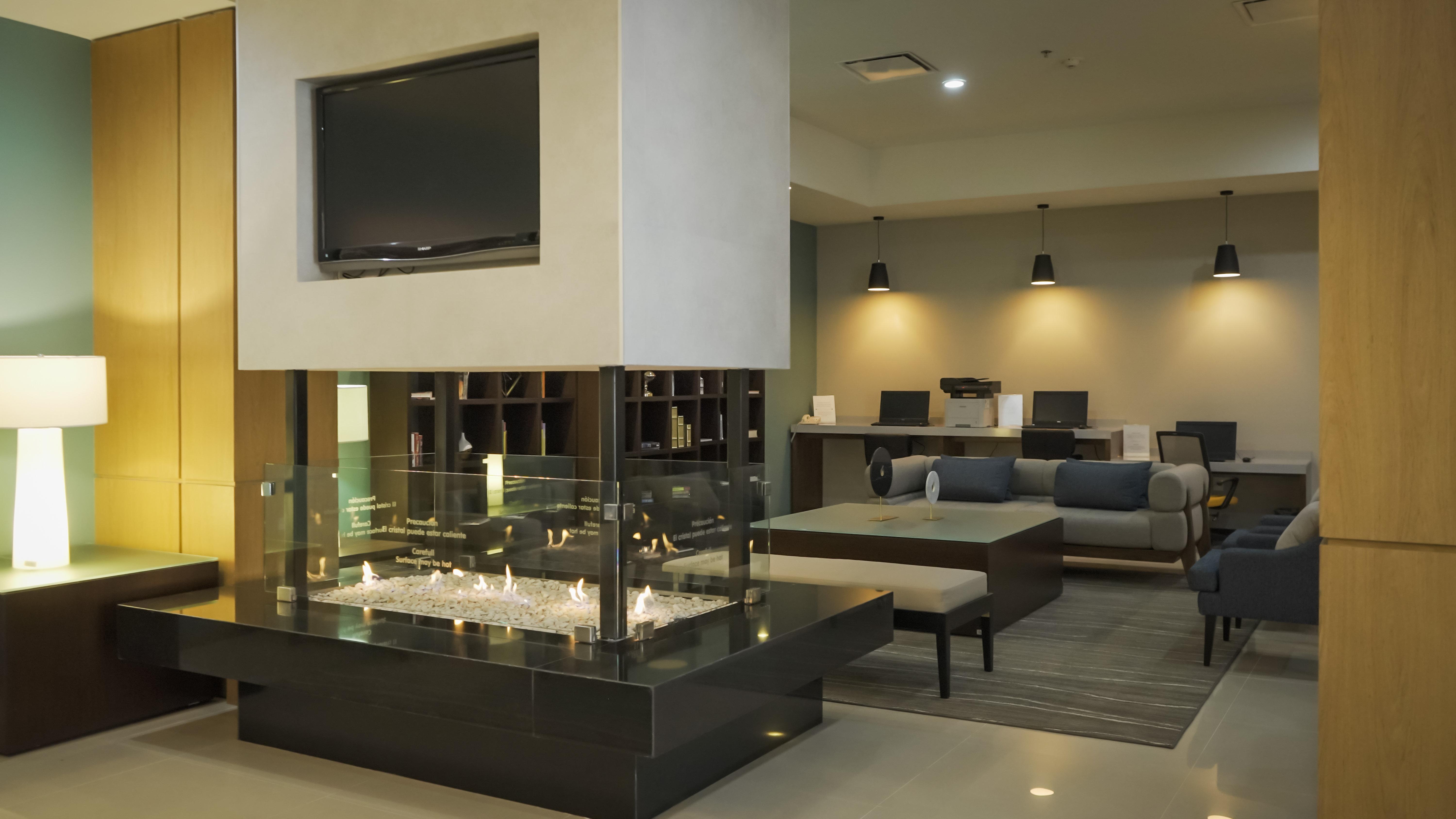 Staybridge Suites Guadalajara Expo By Ihg Zapopan Buitenkant foto